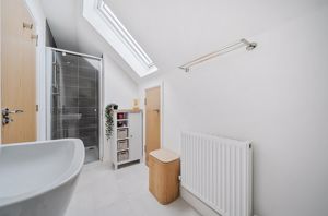En Suite- click for photo gallery